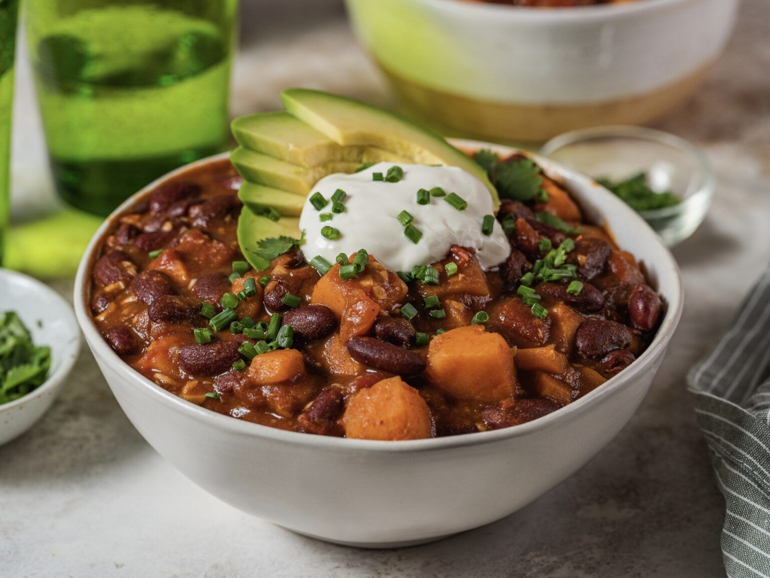 Is Chili Healthy We Asked Experts To Weigh In Clean Plates   Chili With Avocado 1536x1152 