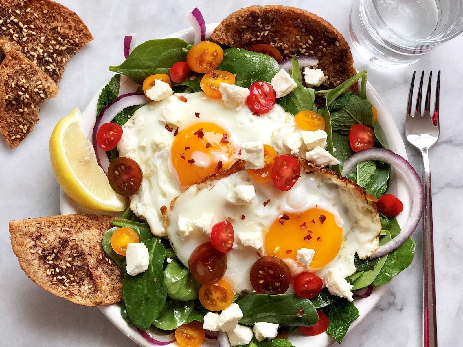 greek-inspired-spinach-breakfast-salad_main
