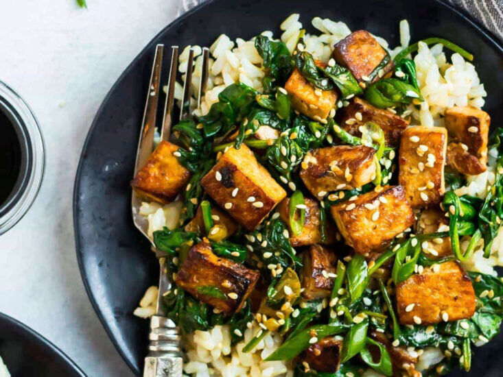 7 Tasty & Healthy Tofu Recipes We Can’t Stop Making