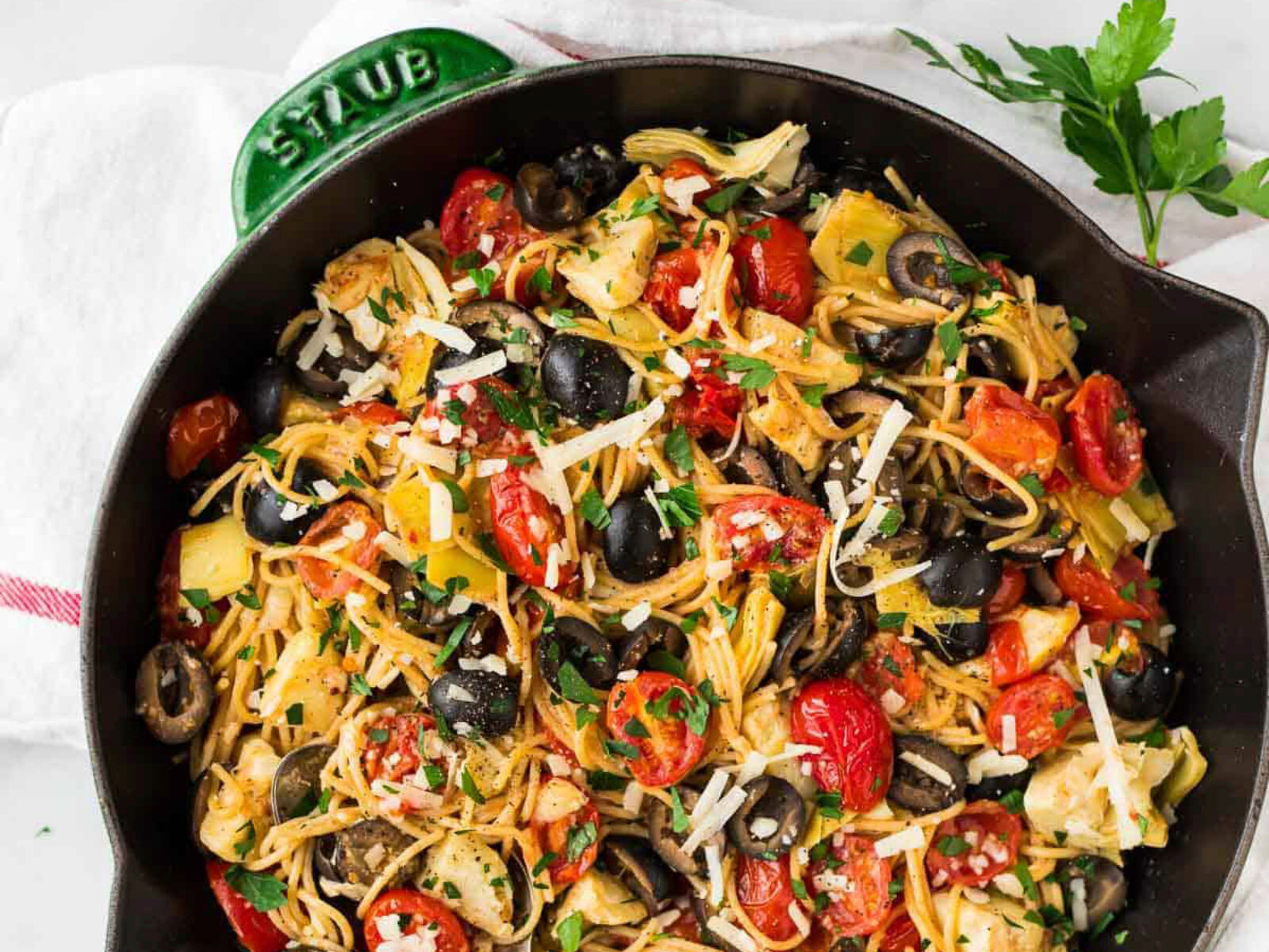 7 Mediterranean Diet Lunch Ideas We Love Right Now