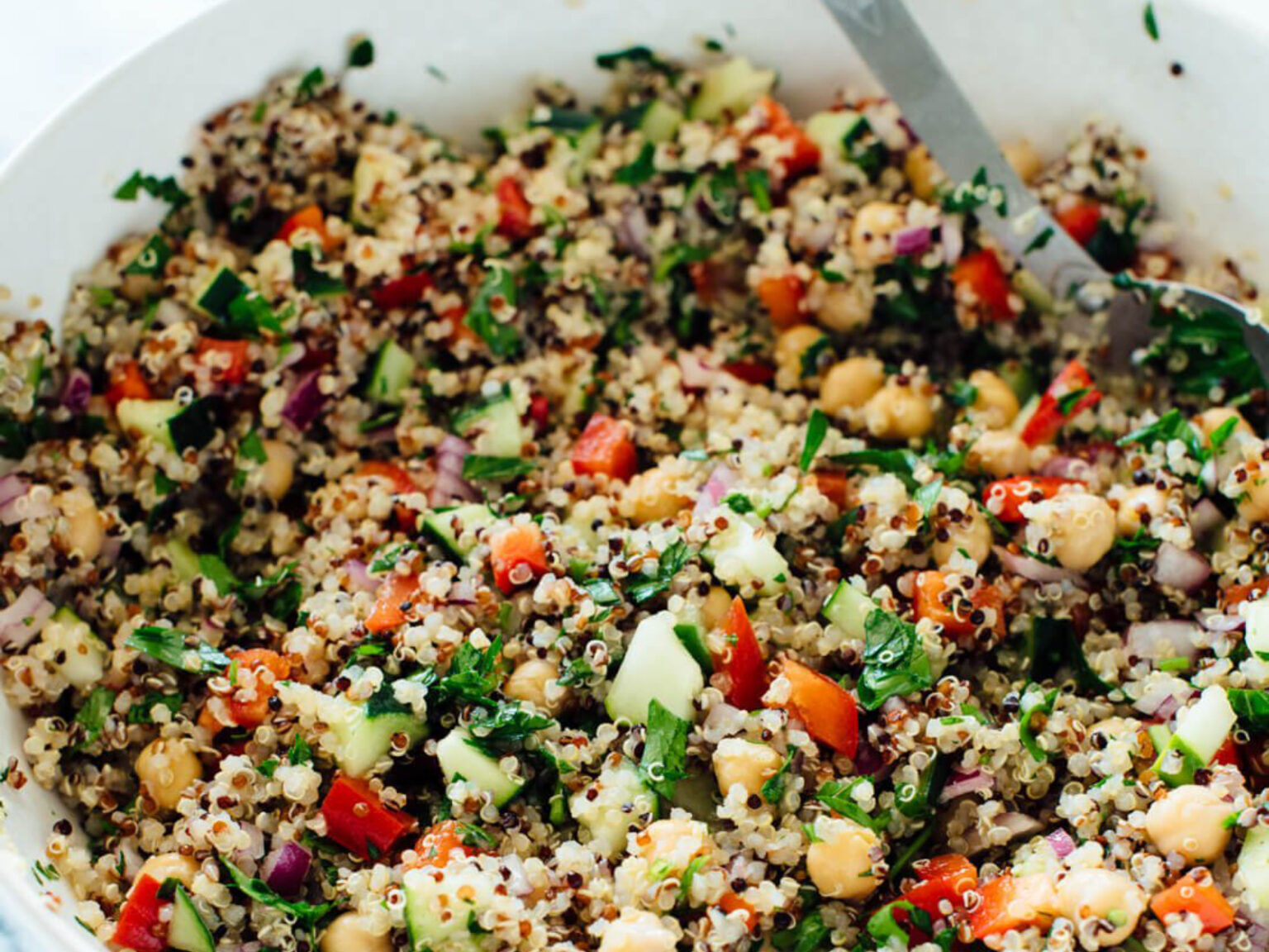 9 Mediterranean Diet Vegetarian Recipes We Love Right Now