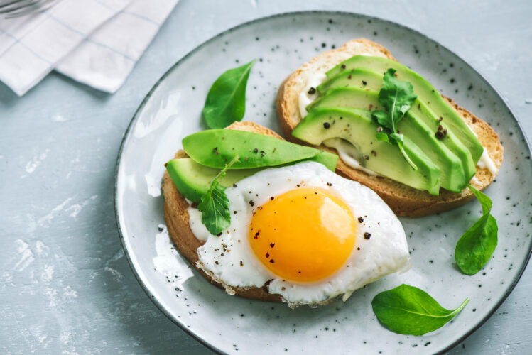 High-fiber breakfast avocado toast with egg