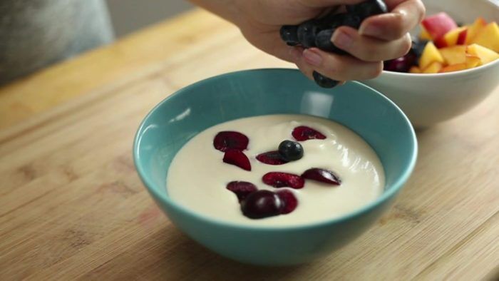 Homemade soy milk yogurt video